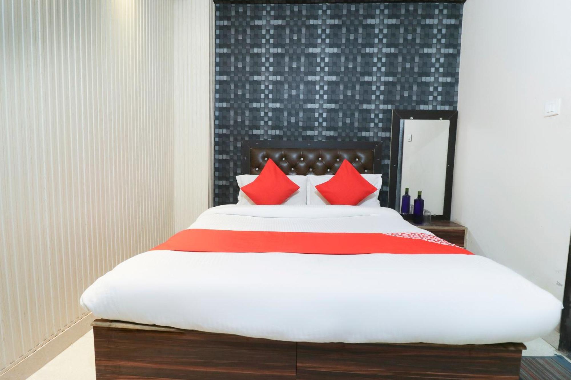 Hotel O Shiv Ganga 3*